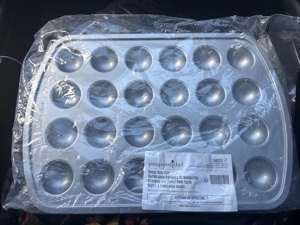 Pampered Chef Donut Hole Pan #100373 - New